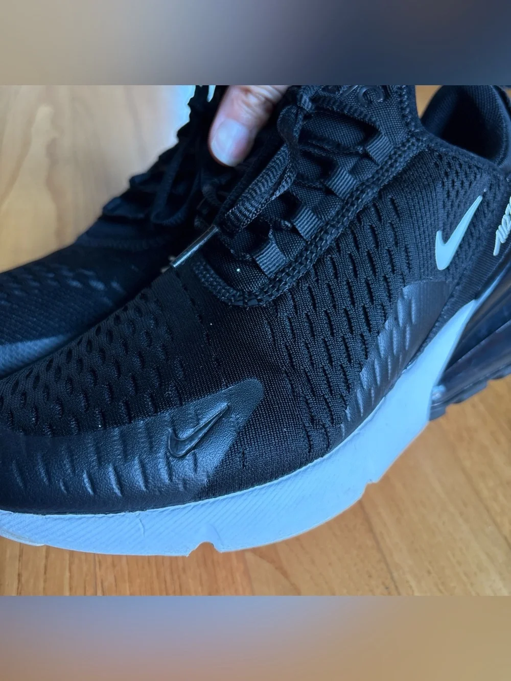 Nike Air Max 270 Sneakers Youth Boys Girls Sz 6.5 (GS) Low Black White Kid Shoes